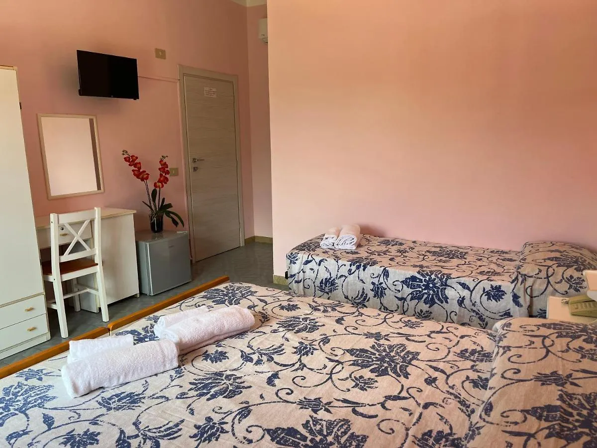 Hotel Ellymar Vada