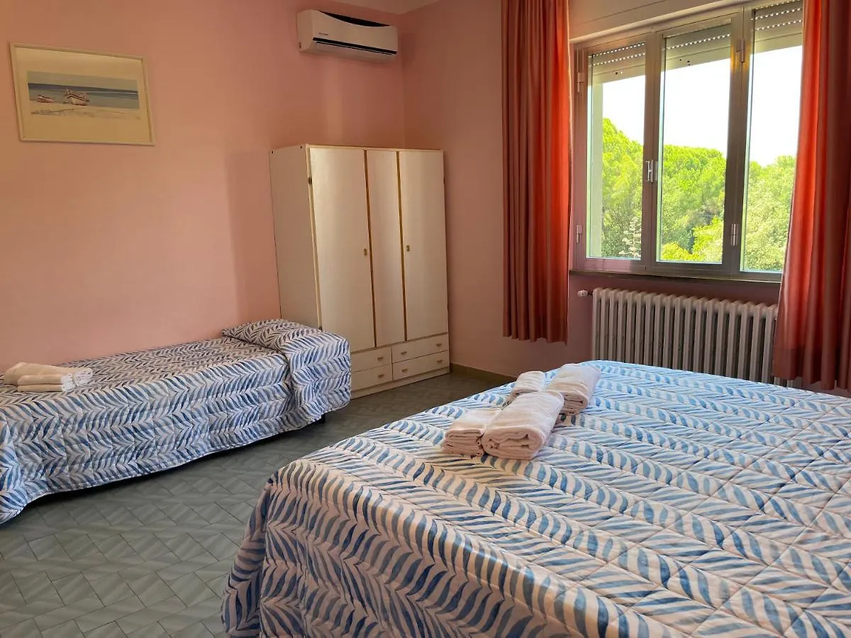 Hotel Ellymar Vada